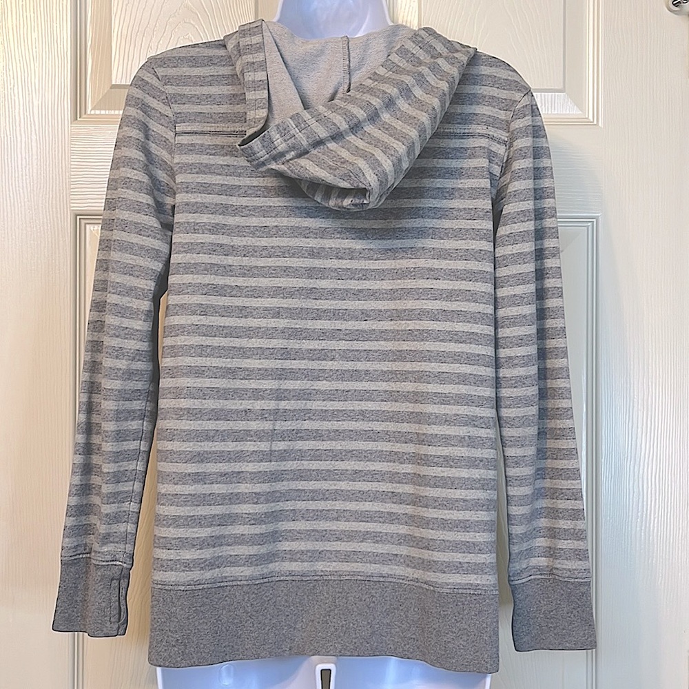 Tea Collection Longer Length Hoodie - Picture 2 of 9